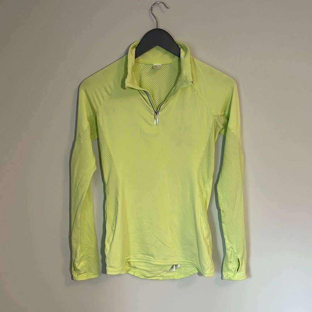 GAP Fit Athletic 1/4 zip‎ Shirt. Size XS Yellow/Green
